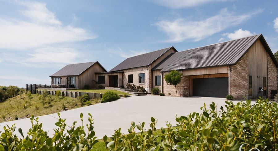  at 42 Te Auhi Way, Welcome Bay, Tauranga, Bay Of Plenty
