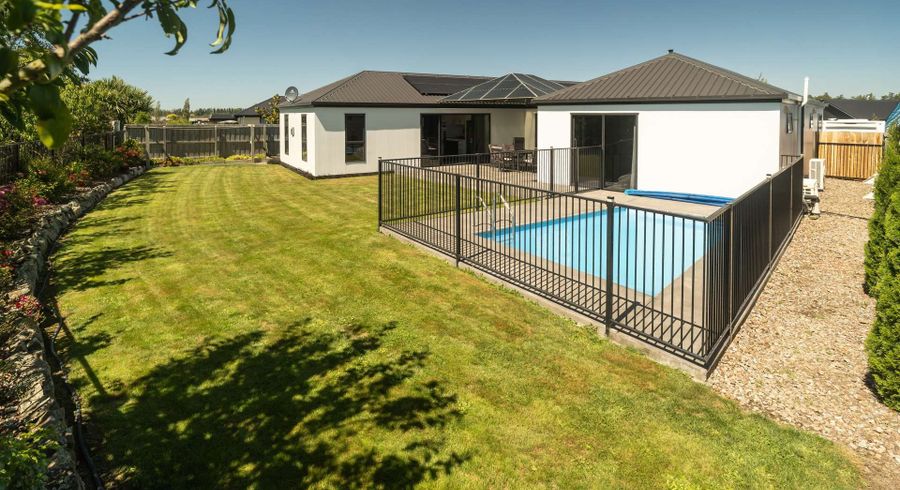  at 17 Redhaven Rise, Netherby, Ashburton