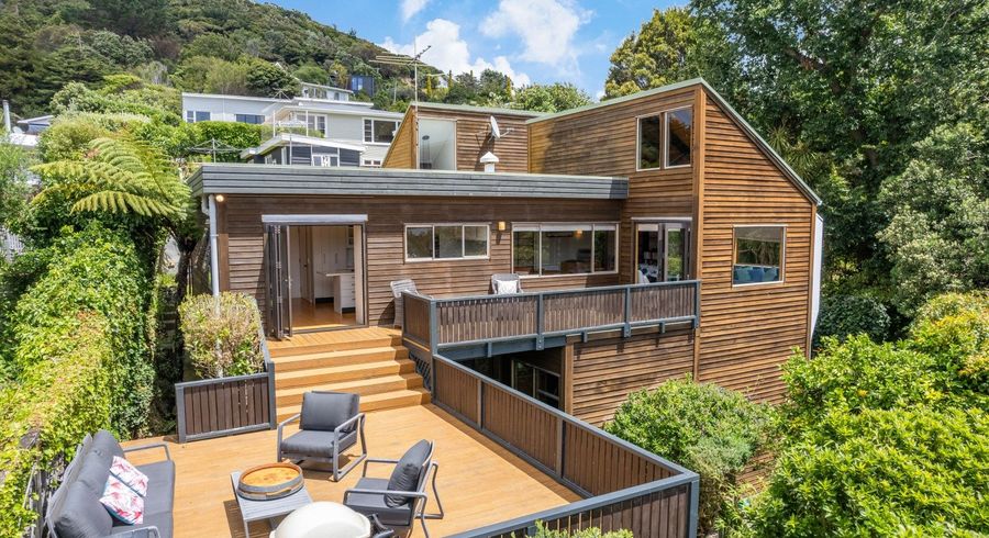  at 13 Bayview Road, Paremata, Porirua, Wellington