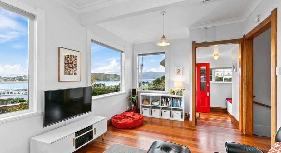  at 16 Hungerford Road, Lyall Bay, Wellington