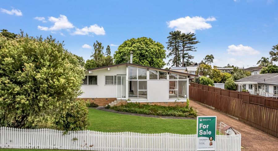  at 28 Eyre Street, Henderson, Waitakere City, Auckland