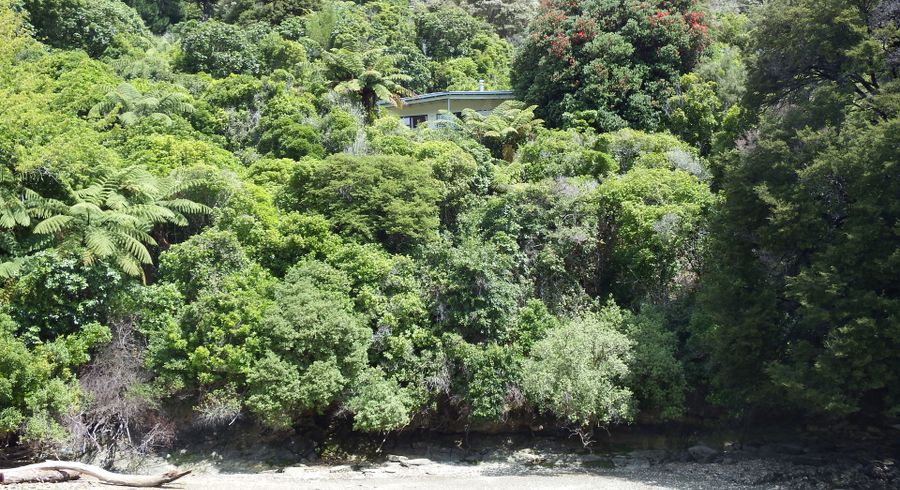  at 704 Moetapu Bay Road, Moetapu Bay, Linkwater
