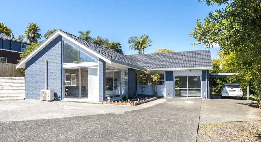  at 77 Kennedy Avenue, Forrest Hill, Auckland