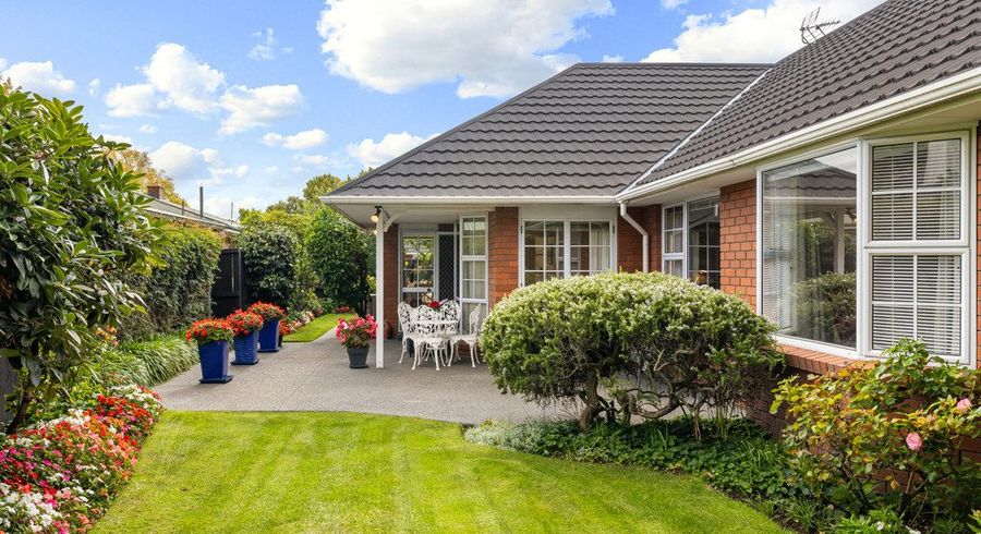  at 2/27 Hamilton Avenue, Ilam, Christchurch