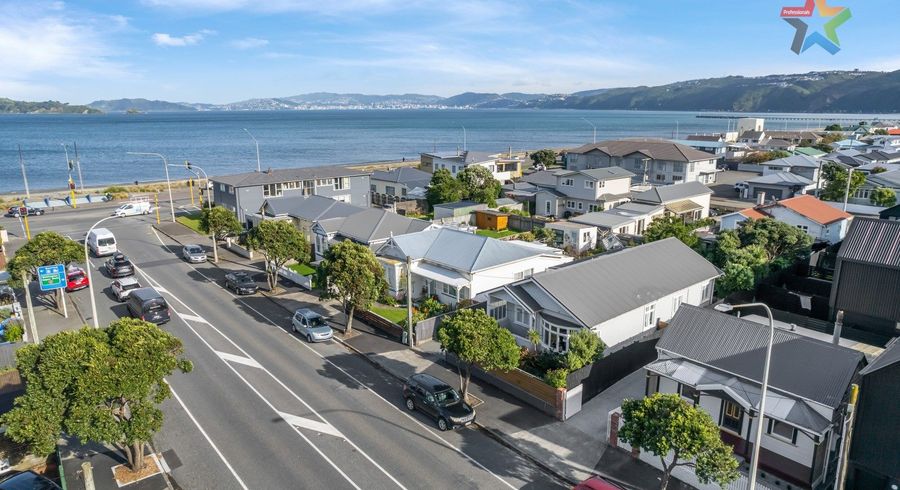  at 9 Cuba Street, Petone, Lower Hutt