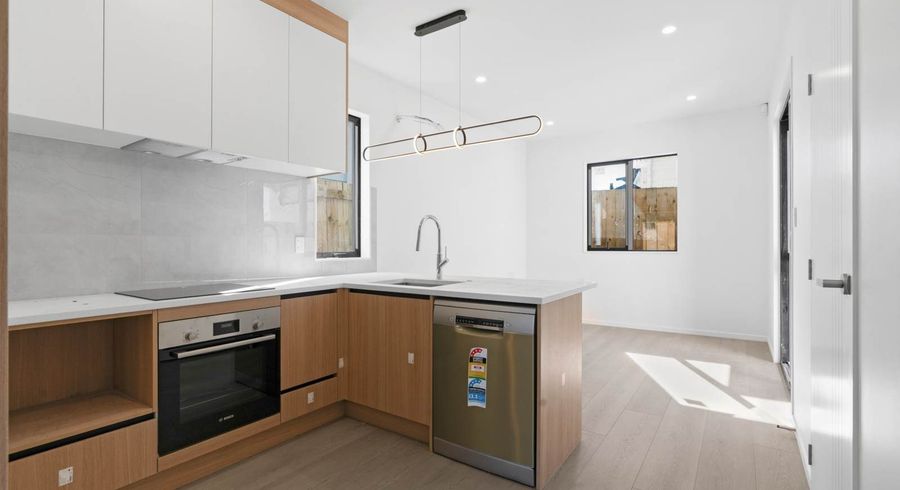  at Lot 2/29 Raglan Street, Mangere East, Manukau City, Auckland