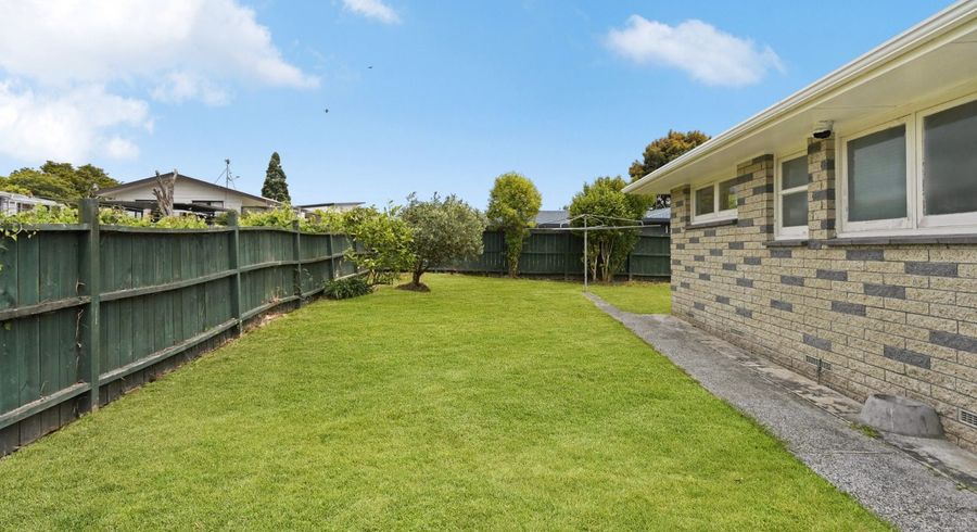  at 19 Kensington Place, Fairfield, Hamilton, Waikato