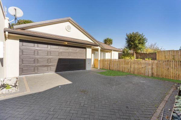  at 3/8 Saints Court, Manurewa, Manukau City, Auckland