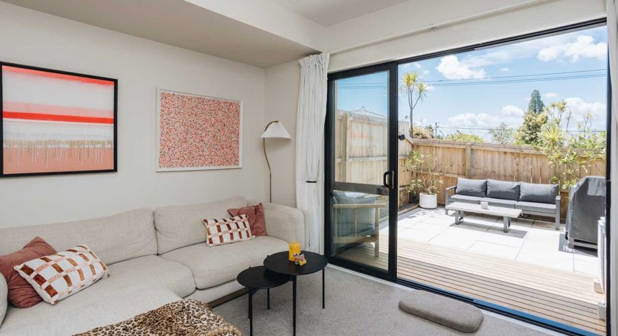  at 5/37 Ambler Avenue, Glen Eden, Waitakere City, Auckland
