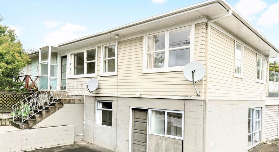  at 1/9 College Road, Northcote, Auckland