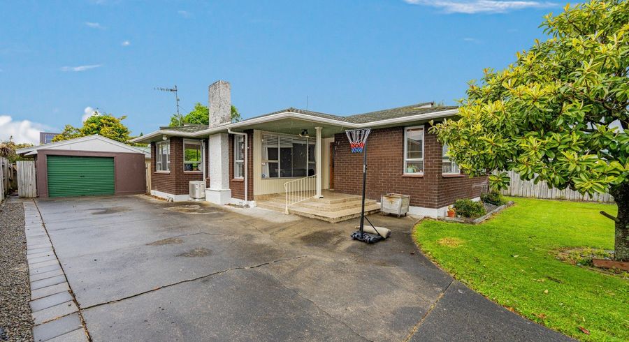  at 7 Denver Place, Milson, Palmerston North