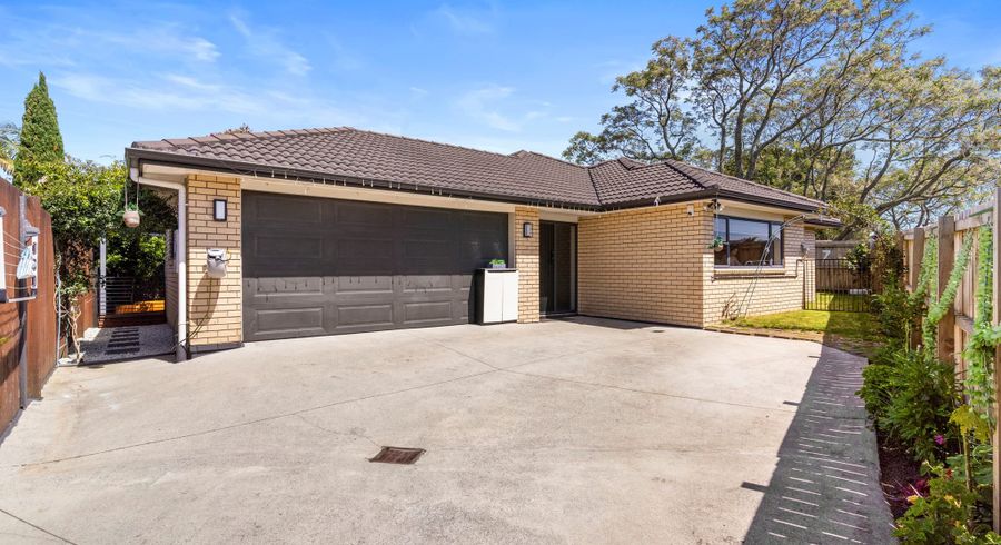 at 26 Waterview Road West, Takanini, Auckland