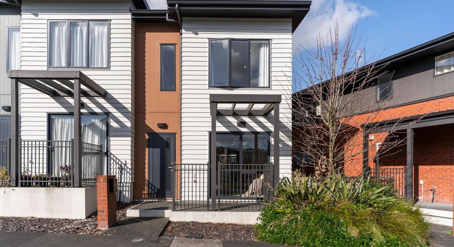  at 34 Mahalo Avenue, Wiri, Manukau City, Auckland