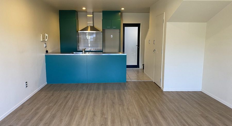  at 16/3 Burton Street, Grafton, Auckland City, Auckland