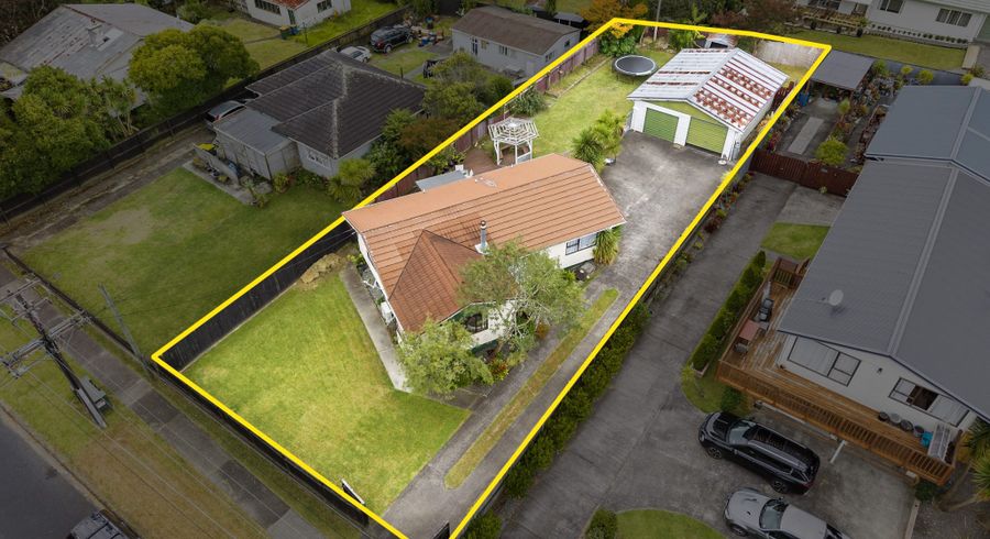  at 54 Woodglen Road, Glen Eden, Waitakere City, Auckland