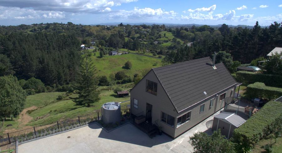  at 82 Whites Road, Howick