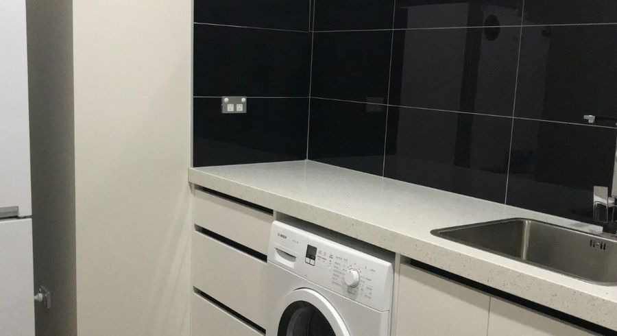  at 1 Cooladawson Drive, Flat Bush, Manukau City, Auckland