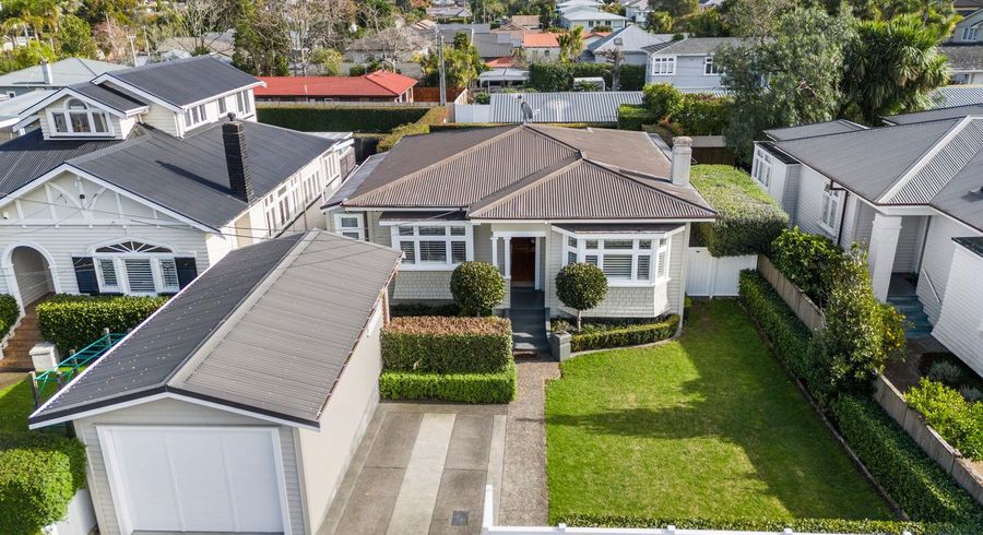  at 4 Atanga Avenue, Mount Eden, Auckland City, Auckland