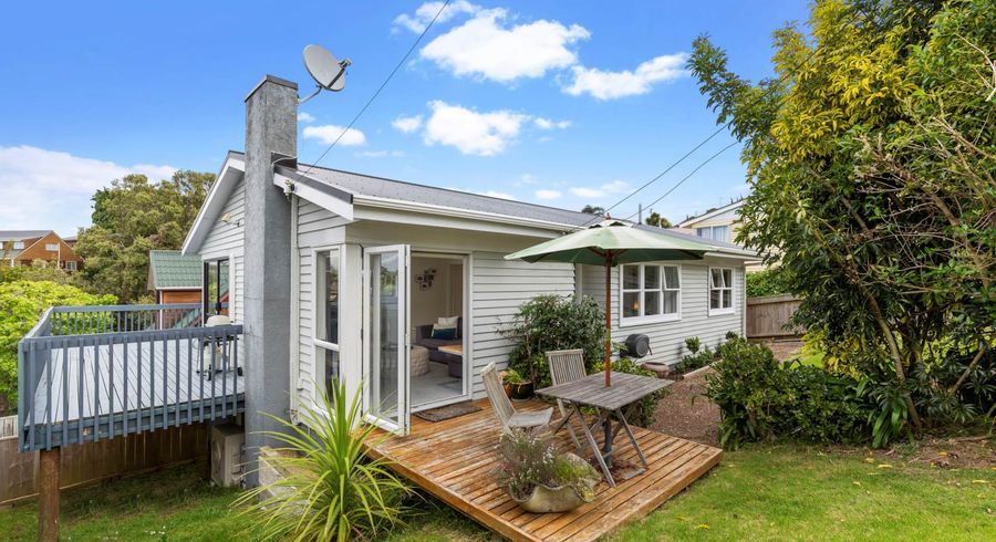  at 7 Mcilroy Avenue, Hillsborough, Auckland