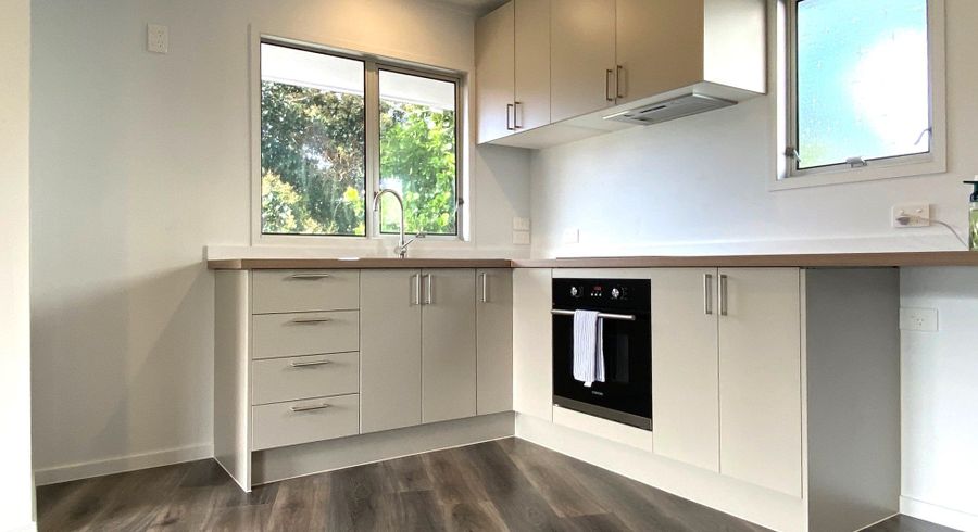  at 1/19 Cresta Avenue, Beach Haven, Auckland
