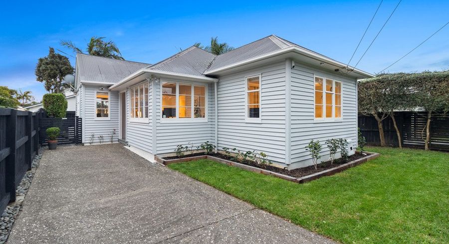  at 15 Alberta Street, Point Chevalier, Auckland City, Auckland