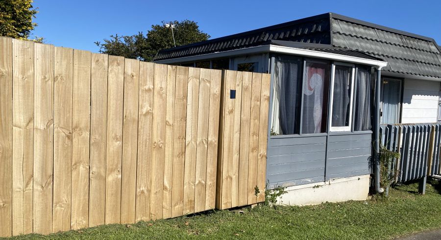  at 1/19 Vina Place, Massey, Waitakere City, Auckland