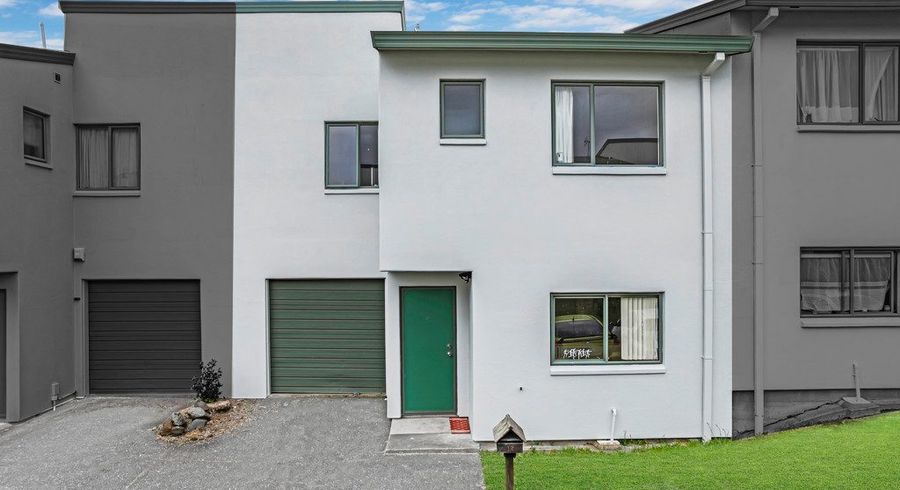  at 12 Vitex Lane, Henderson, Waitakere City, Auckland