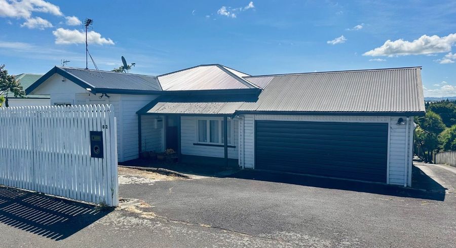  at 82 Forest Lake Road, Forest Lake, Hamilton, Waikato