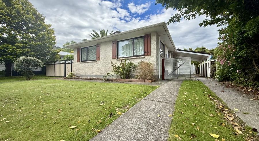  at 122 California Drive, Totara Park, Upper Hutt, Wellington