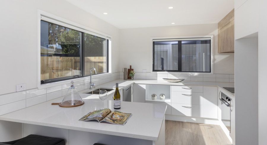  at 1-2/464 Gloucester Street, Linwood, Christchurch City, Canterbury