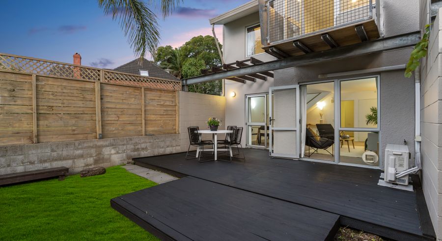  at 3/8 Eaglehurst Road, Ellerslie, Auckland