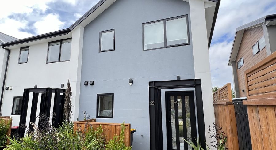  at 16/25 Hargest Cres, Sydenham, Christchurch City, Canterbury