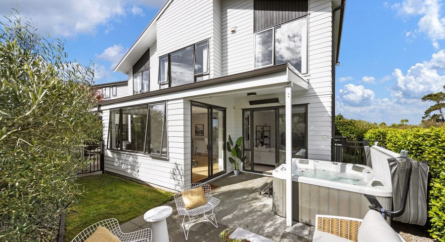  at 19B Fernwood Place, Wai o Taiki Bay, Auckland