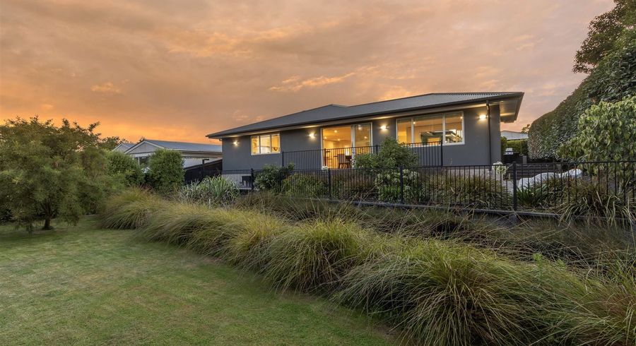  at 9 Bannister Place, Fendalton, Christchurch City, Canterbury