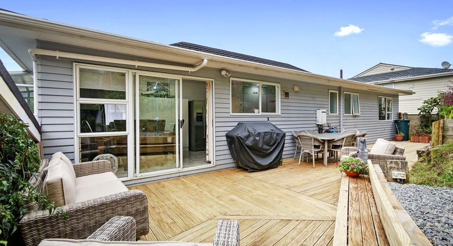  at 26 Fyvie Avenue, Tawa, Wellington