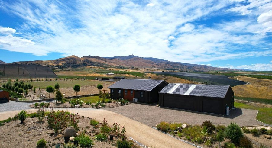  at 1 Stella Way, Waikerikeri