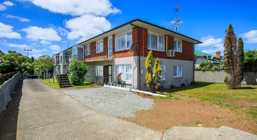  at unit 3/100 St Lukes Road, Mount Albert, Auckland City, Auckland