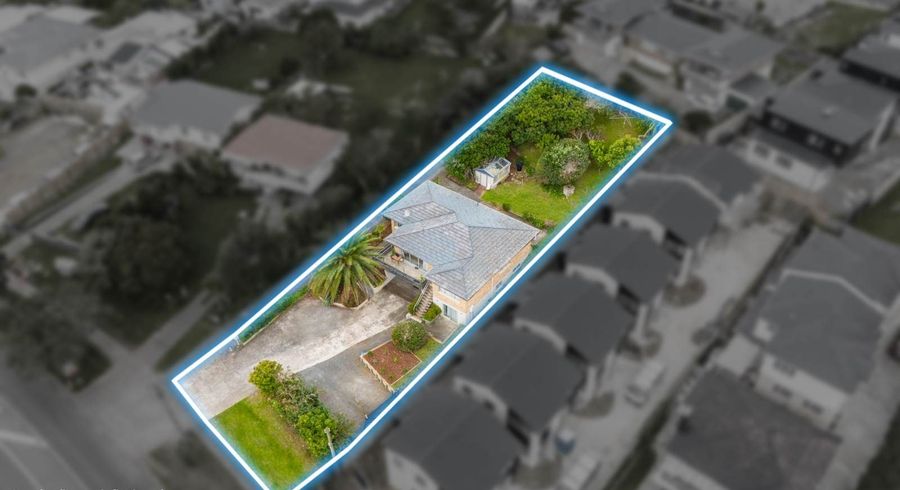  at 582 Massey Road, Mangere, Manukau City, Auckland