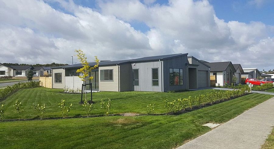  at 31 Kahawairahi Drive, Beachlands, Manukau City, Auckland