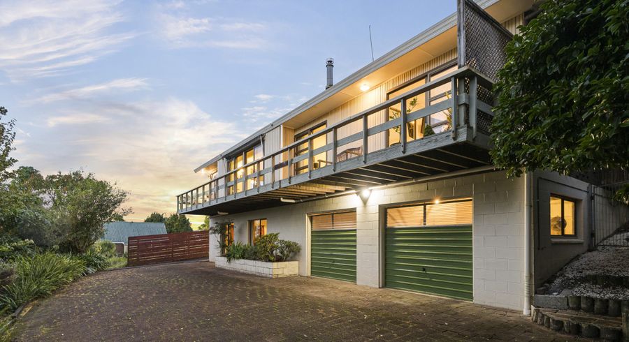  at 44A Uxbridge Road, Mellons Bay, Auckland