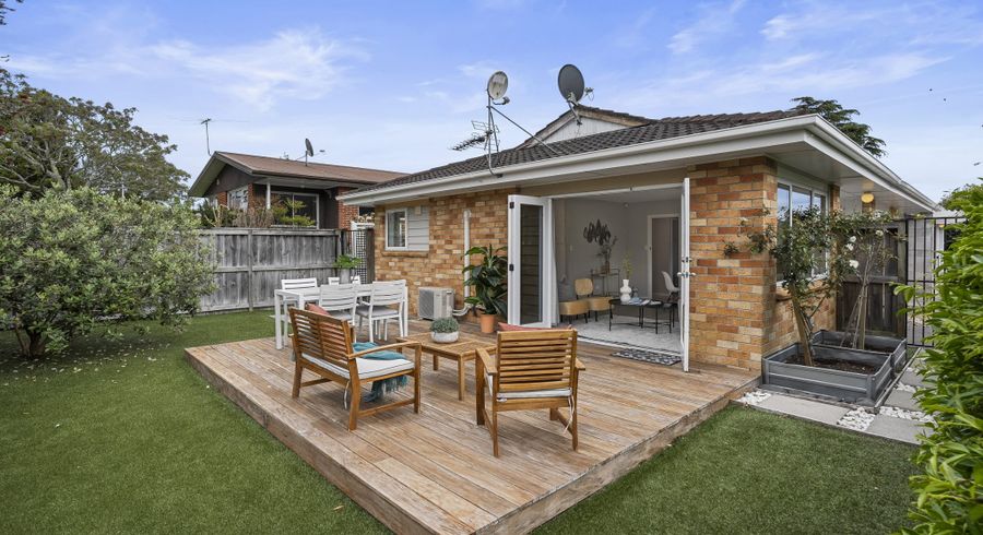  at 25A Lidcombe Place, Avondale, Auckland