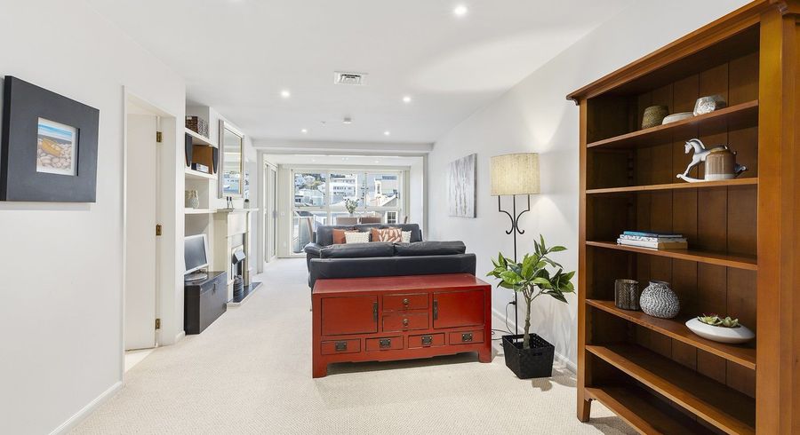  at 4E/5 Kent Terrace, Mount Victoria, Wellington
