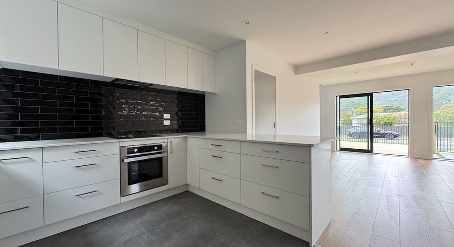  at 147 Wellington Road, Wainuiomata, Lower Hutt, Wellington