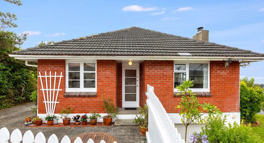  at 2 Ruskin Road, Newlands, Wellington, Wellington