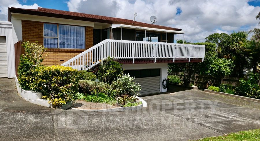  at 2/77 Prince Regent Drive, Half Moon Bay, Manukau City, Auckland