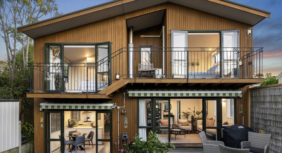  at 2B Park Rise, Campbells Bay, North Shore City, Auckland