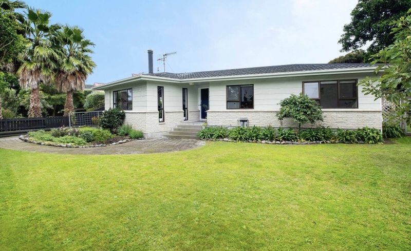  at 4 Thurley Place, Bay View, Napier