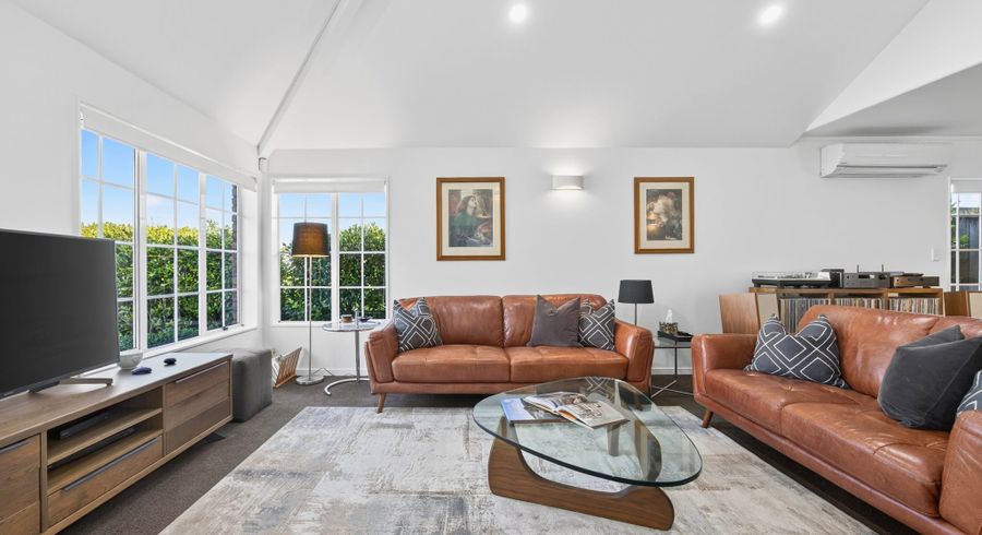  at 8B Emma Court, Northpark, Manukau City, Auckland