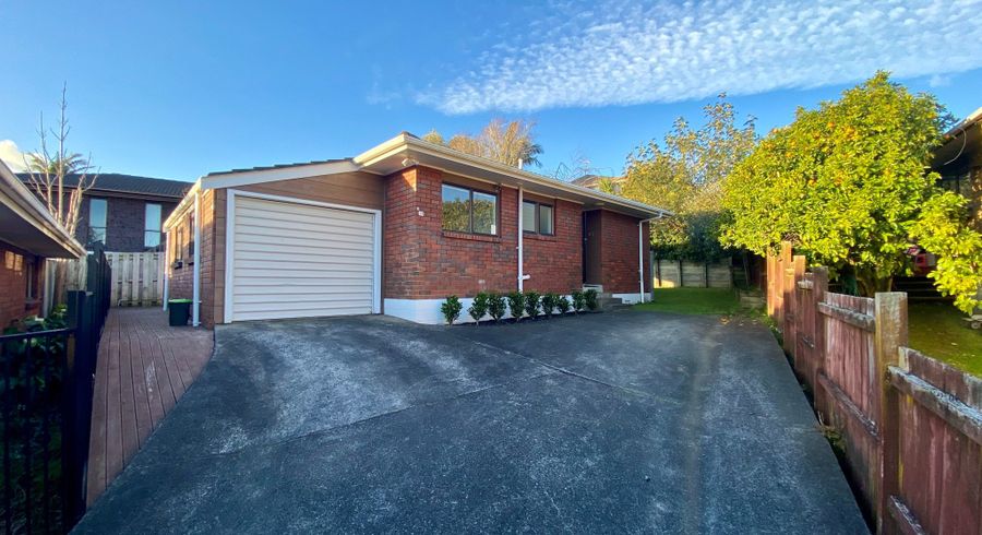  at 2/17 Birman Close, Half Moon Bay, Manukau City, Auckland