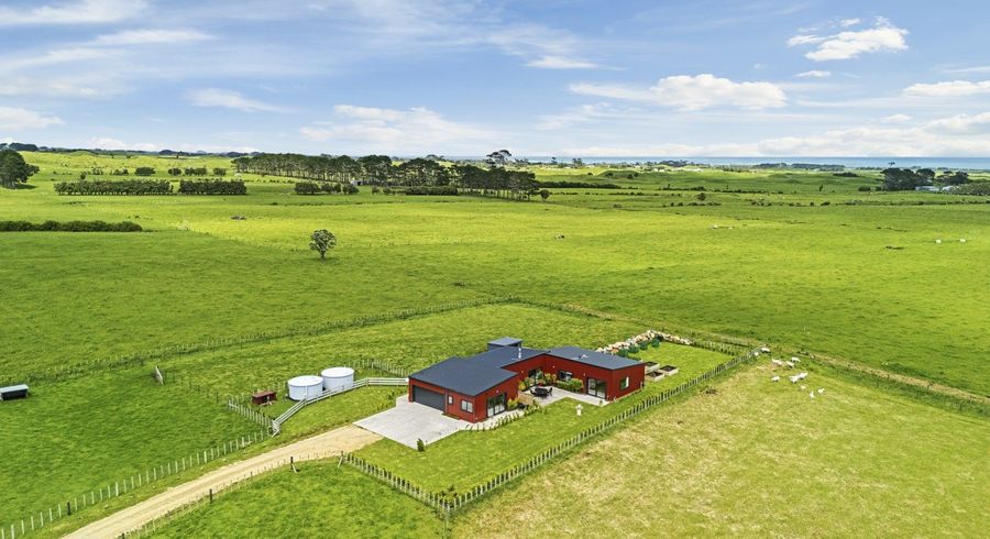  at 136 Mirikau Road, New Plymouth